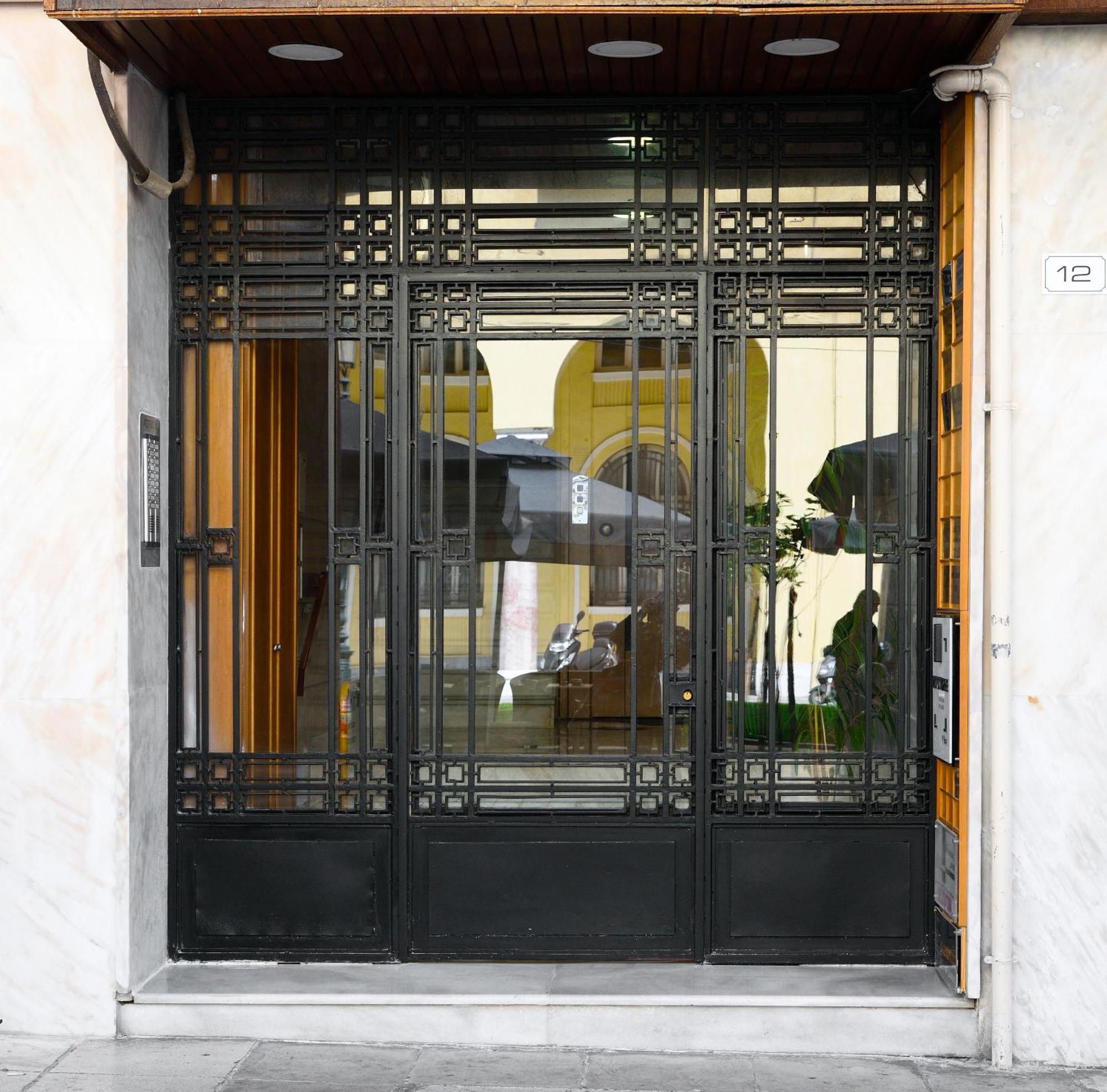 Roomore Apartments Thessaloniki Exterior photo